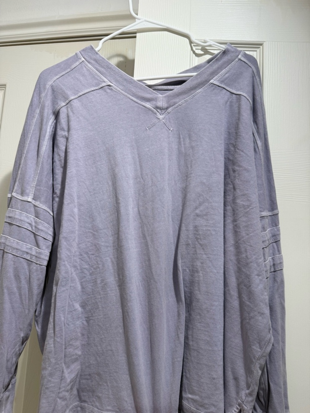 Free People Lavender Long Sleeve V‑Neck Pullover